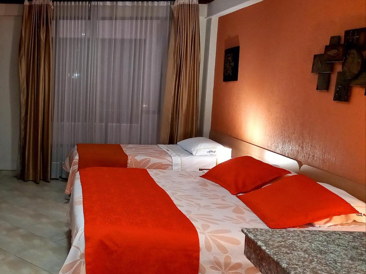 Hoteles Bogota Inn Turisticas 63 Dış mekan fotoğraf
