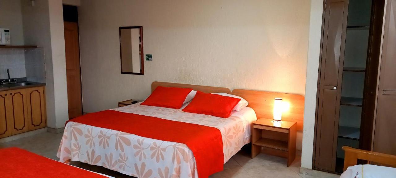 Hoteles Bogota Inn Turisticas 63 Dış mekan fotoğraf